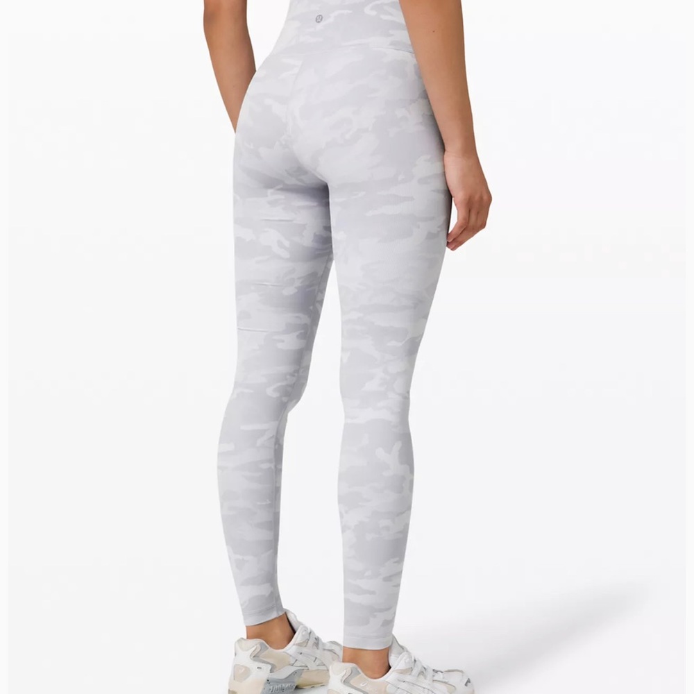 NWT Wunder Under High-Rise Tight 28" Size 2
